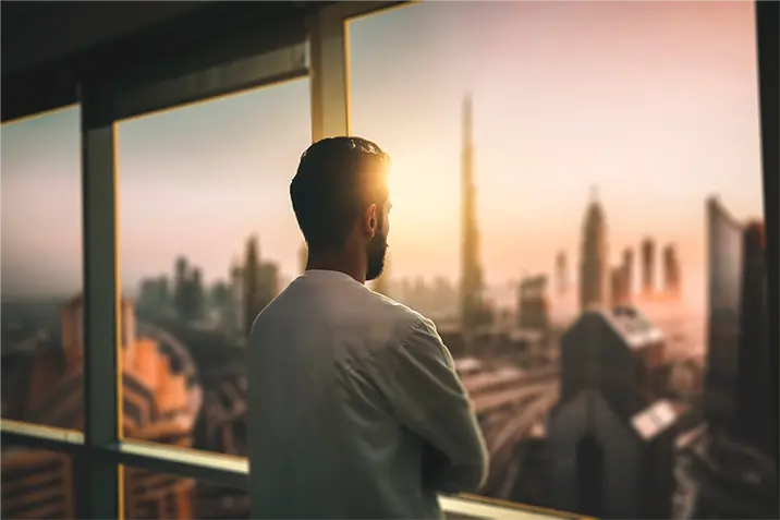 Content Person Fenster