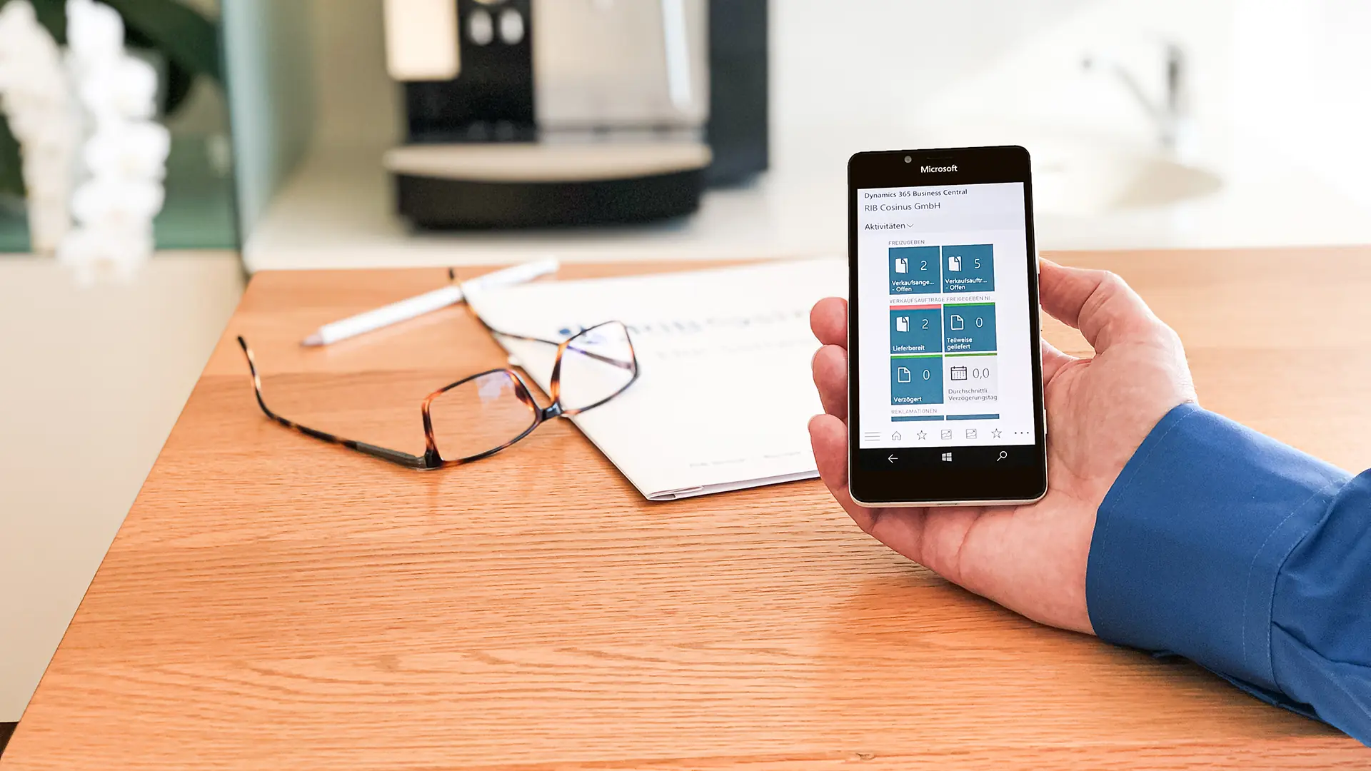 Header Business Central